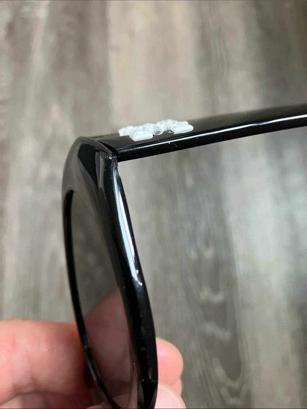 OFF-WHITE X SUNGLASS HUT Sunglasses